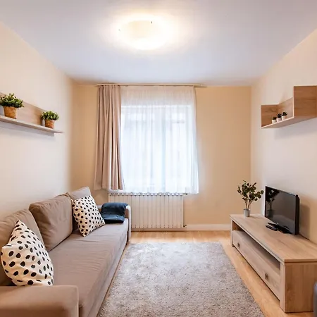 Modern Downtown Retreat * Budapest