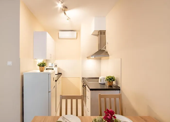 Modern Downtown Retreat * Budapest