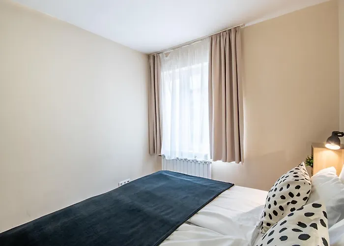 Modern Downtown Retreat