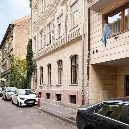 Apartament Modern Downtown Retreat